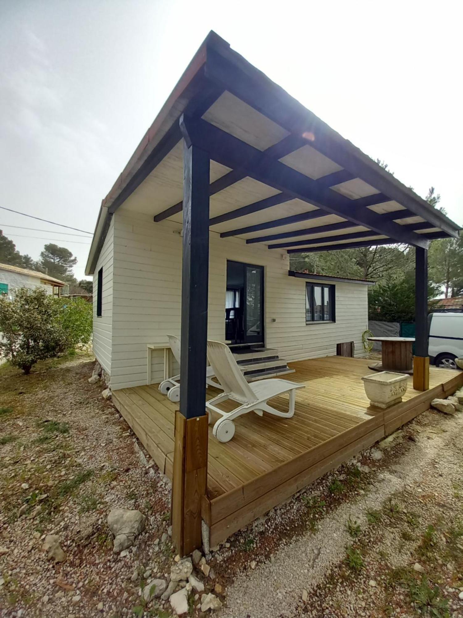 Mobilhome A Deux Pas Du Circuit Du Castellet Avec Terrasse Vue Mer Le Castellet  Exterior foto